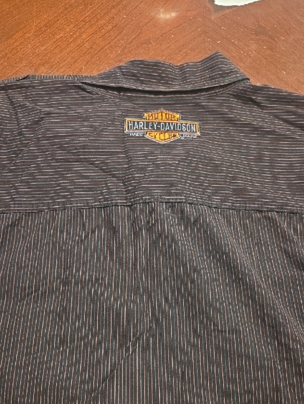 Harley-Davidson Brown Button-Down Shirt with Thin Tan Pinstripes - Picture 4 of 7